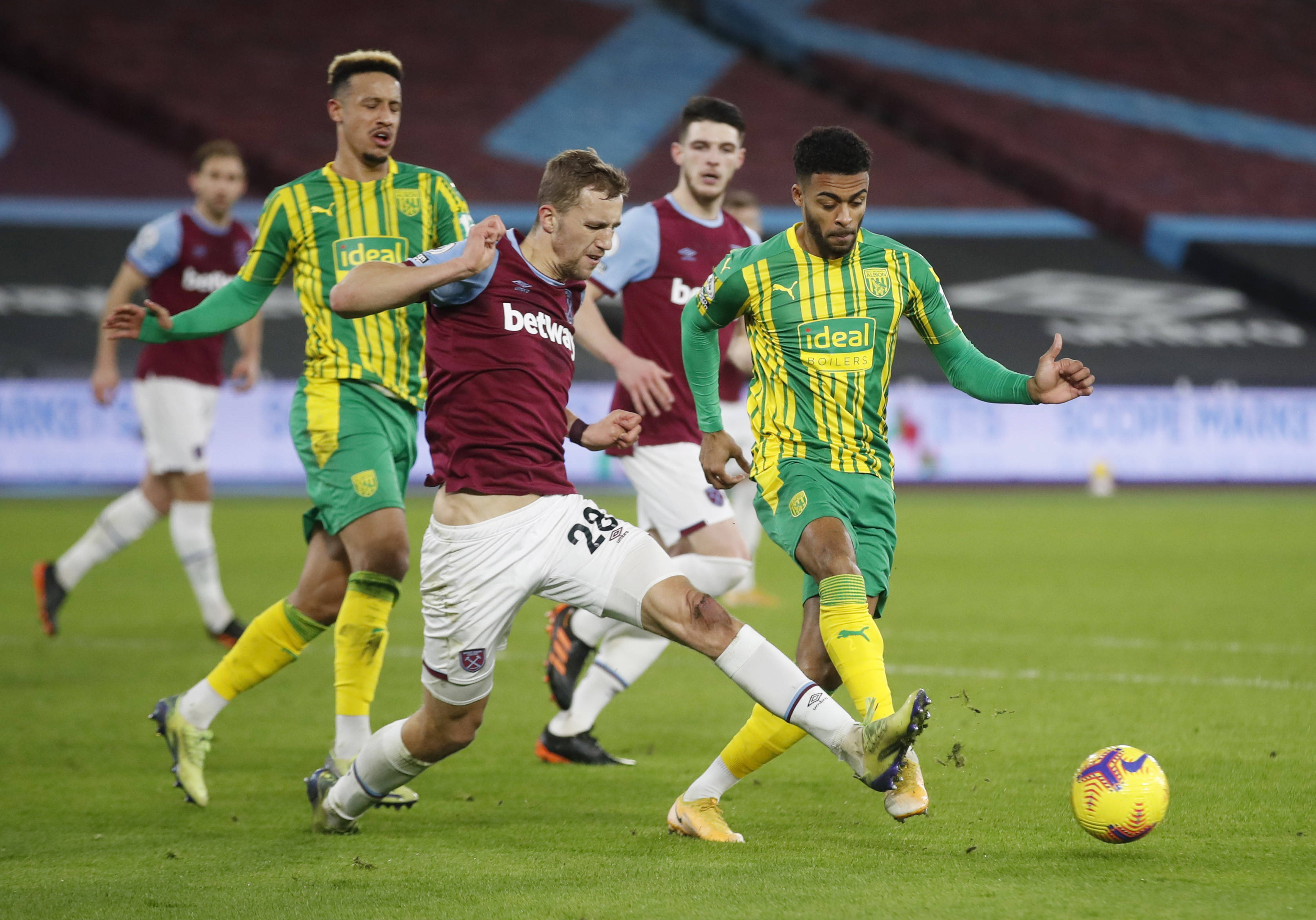 同样采用了 同样采用了